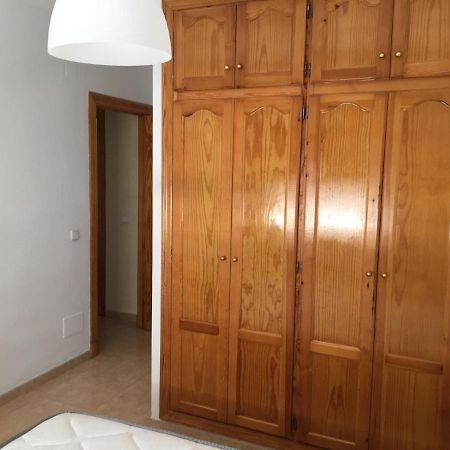Habitacion Grande Con Bano Privado En Coin A 30Km De La Playa Esterno foto