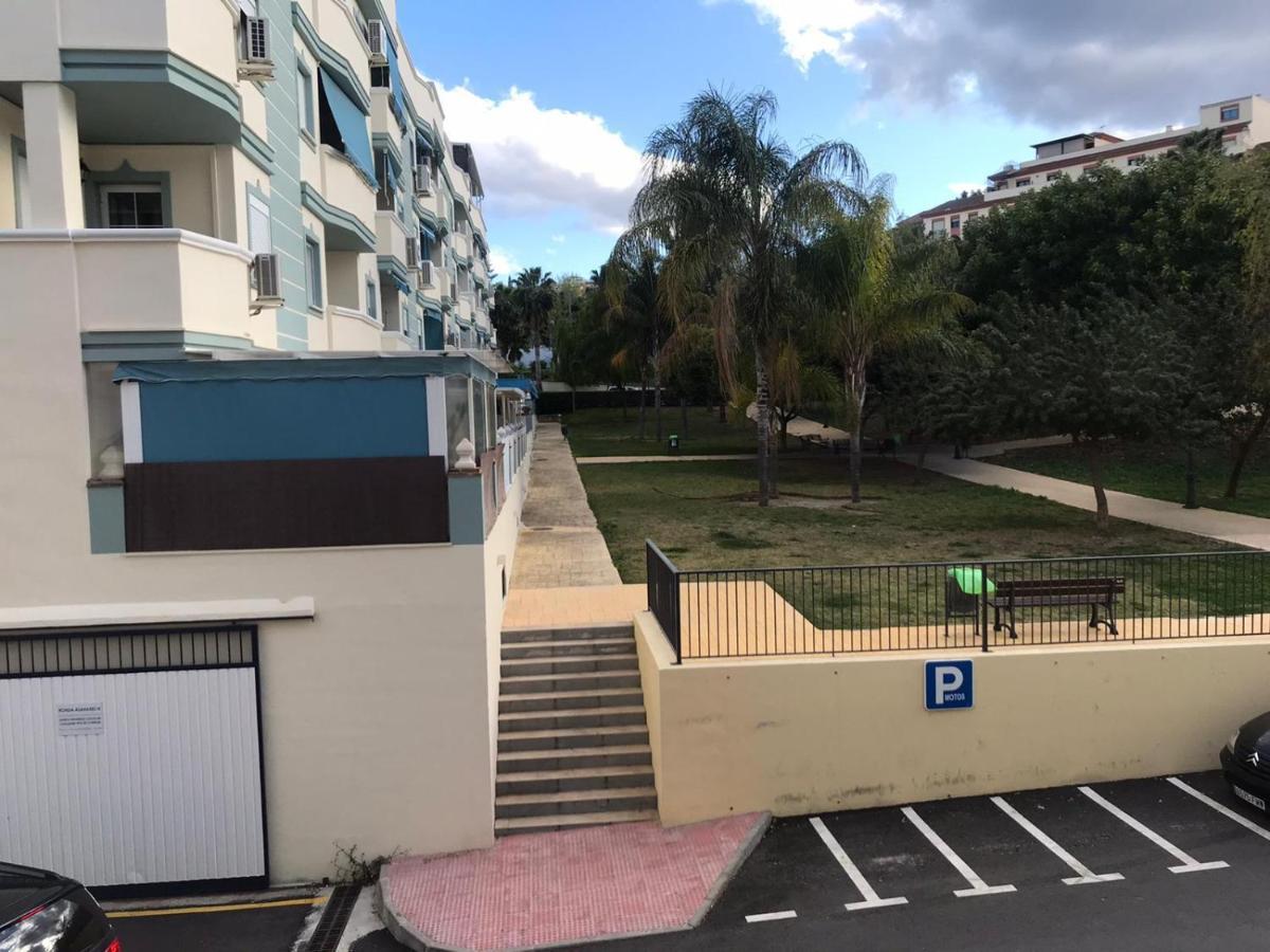 Habitacion Grande Con Bano Privado En Coin A 30Km De La Playa Esterno foto